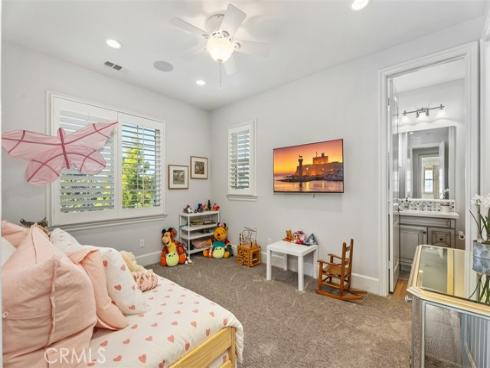 4692  Oceanridge   Drive, Huntington Beach, CA