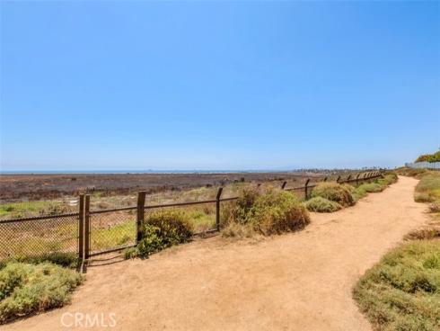 4692  Oceanridge   Drive, Huntington Beach, CA
