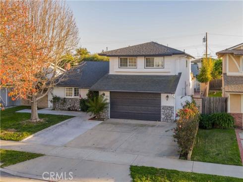 9422  Nantucket Dr  , Huntington Beach, CA