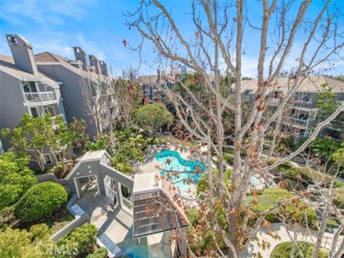 20301 Bluffside Circle D401