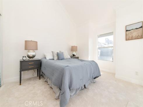 20301  Bluffside  D401  Circle, Huntington Beach, CA