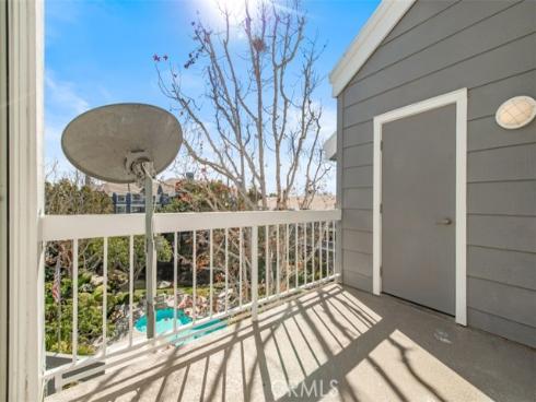 20301  Bluffside  D401  Circle, Huntington Beach, CA