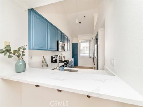 20301  Bluffside  D401  Circle, Huntington Beach, CA