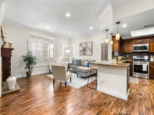 4561  Warner  203 , Huntington Beach, CA