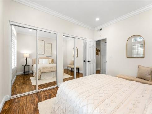 4561  Warner  203 , Huntington Beach, CA