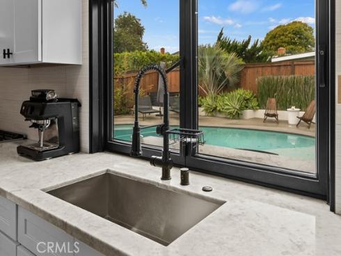 9211  Hyde Park  , Huntington Beach, CA