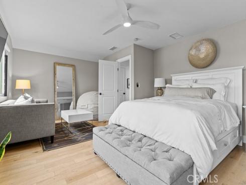 9211  Hyde Park  , Huntington Beach, CA