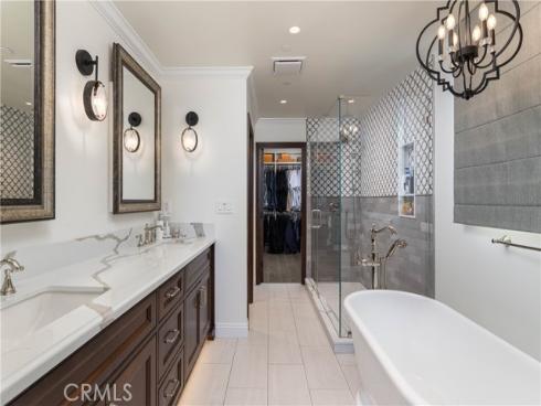 302  3rd  , Huntington Beach, CA