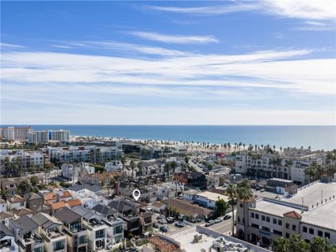 302  3rd  , Huntington Beach, CA