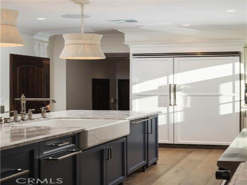 302  3rd  , Huntington Beach, CA