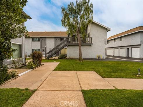 9732  Pettswood Drive  12  Drive, Huntington Beach, CA