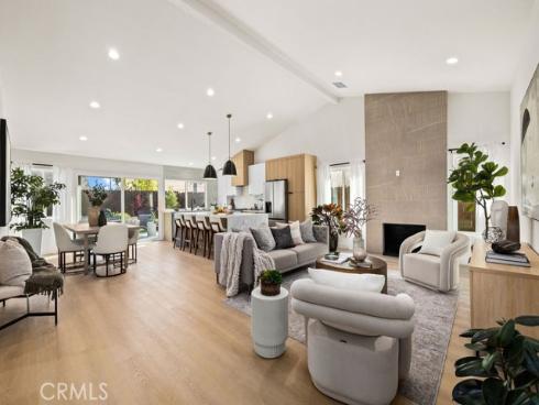 17532 Montbury Circle, Huntington Beach, CA