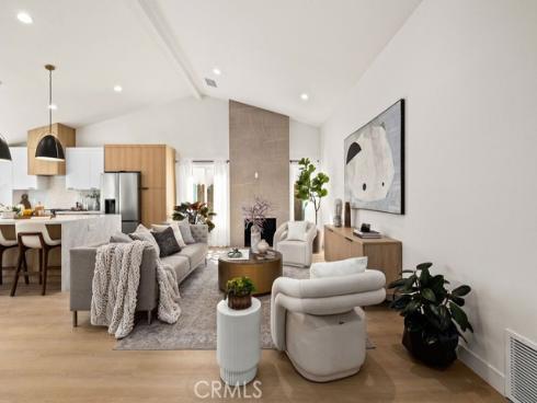 17532 Montbury Circle, Huntington Beach, CA