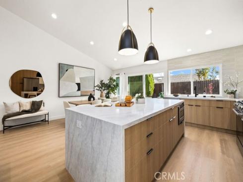 17532 Montbury Circle, Huntington Beach, CA