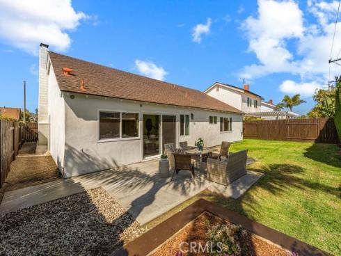 17532 Montbury Circle, Huntington Beach, CA