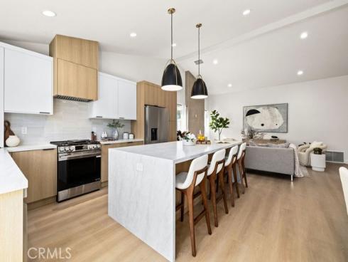 17532 Montbury Circle, Huntington Beach, CA