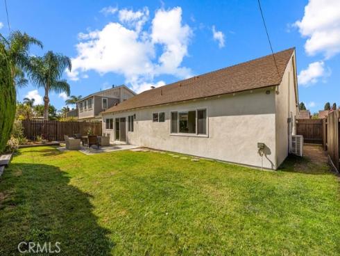 17532 Montbury Circle, Huntington Beach, CA