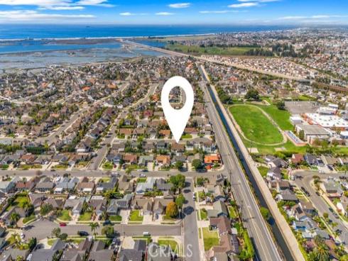 17532 Montbury Circle, Huntington Beach, CA