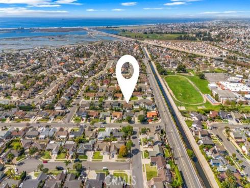 17532 Montbury Circle, Huntington Beach, CA