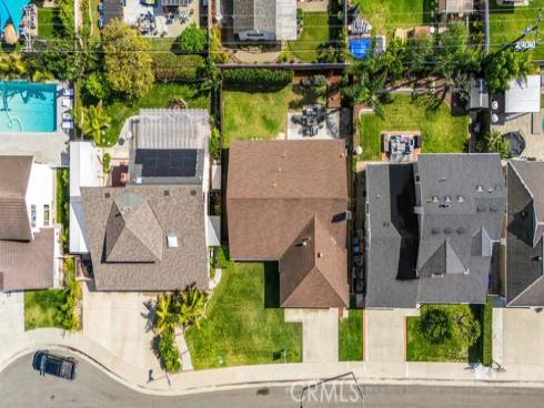 17532 Montbury Circle, Huntington Beach, CA