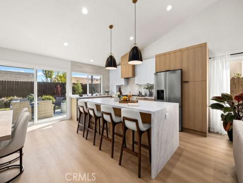 17532 Montbury Circle, Huntington Beach, CA