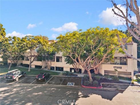 17202  Corbina Ln  202 , Huntington Beach, CA