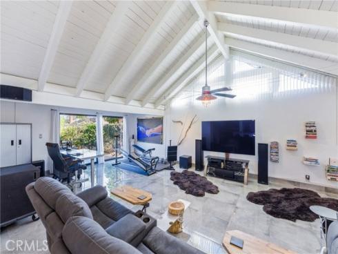 10362  Monitor   Drive, Huntington Beach, CA