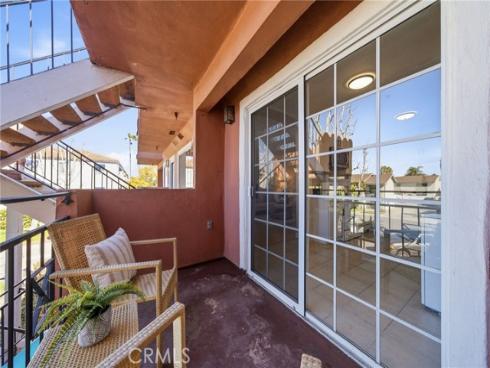 409  Utica D34  D34 , Huntington Beach, CA