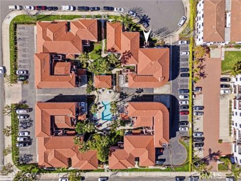 409  Utica D34  D34 , Huntington Beach, CA