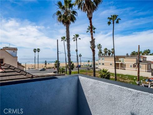 116  11th  , Huntington Beach, CA