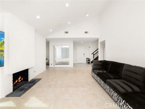 20761  Mission Ln  , Huntington Beach, CA