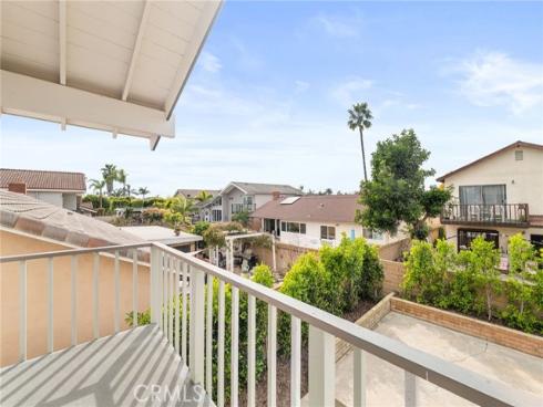 20761  Mission Ln  , Huntington Beach, CA