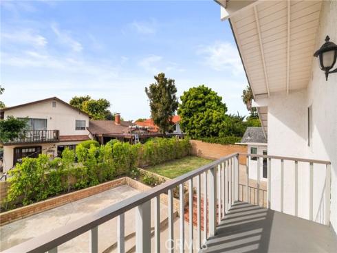 20761  Mission Ln  , Huntington Beach, CA