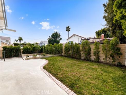 20761  Mission Ln  , Huntington Beach, CA