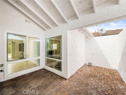 20761  Mission Ln  , Huntington Beach, CA