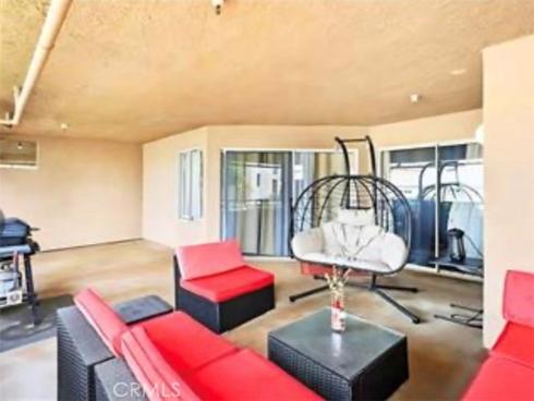 1200  Pacific Coast Highway  102 , Huntington Beach, CA