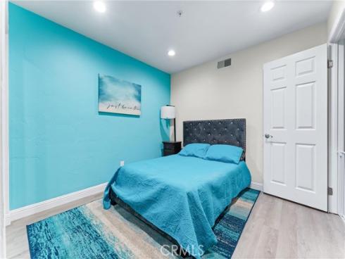 1200  Pacific Coast Highway  102 , Huntington Beach, CA