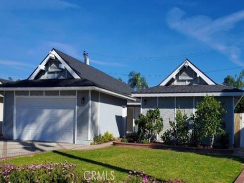 22102 Surfrider Lane