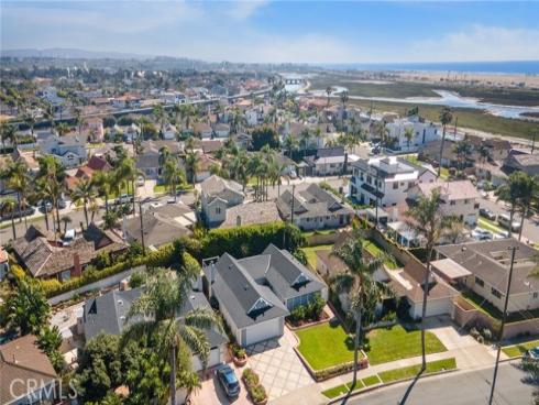 22102  Surfrider Lane  , Huntington Beach, CA
