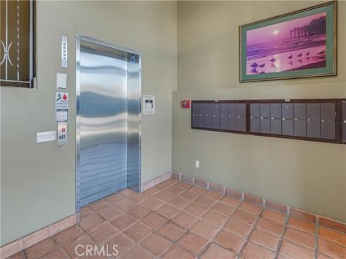 338  5th   Street, Huntington Beach, CA