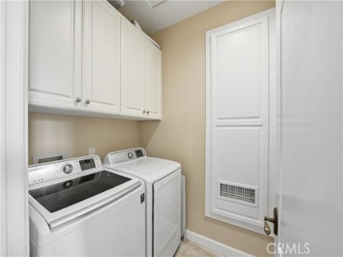 338  5th   Street, Huntington Beach, CA