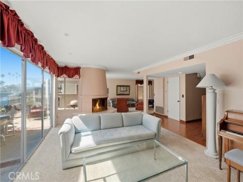 4082  Diablo   Circle, Huntington Beach, CA