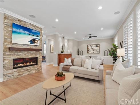 18692  Calera   Drive, Huntington Beach, CA