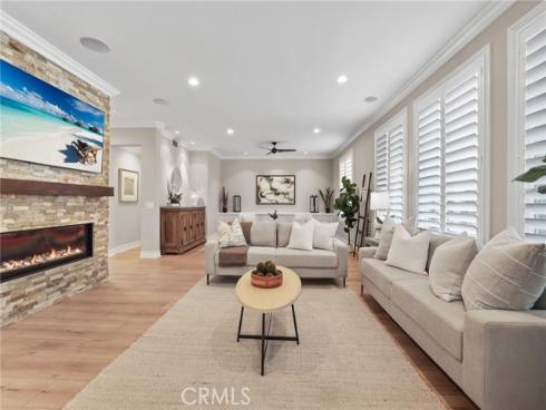 18692  Calera   Drive, Huntington Beach, CA