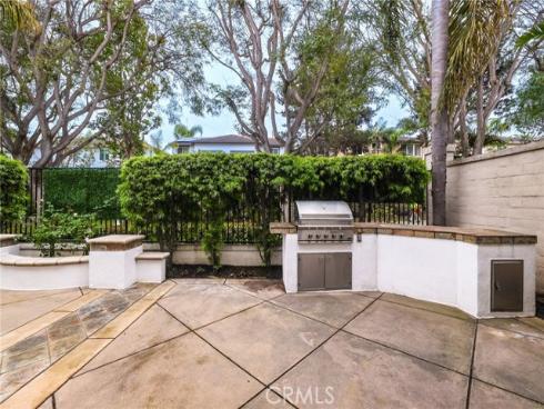 18692  Calera   Drive, Huntington Beach, CA