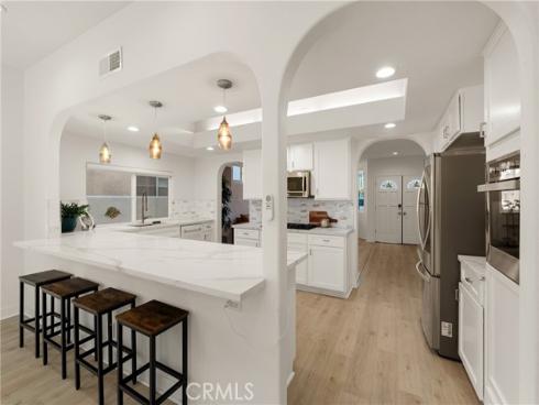 218  Indianapolis  , Huntington Beach, CA