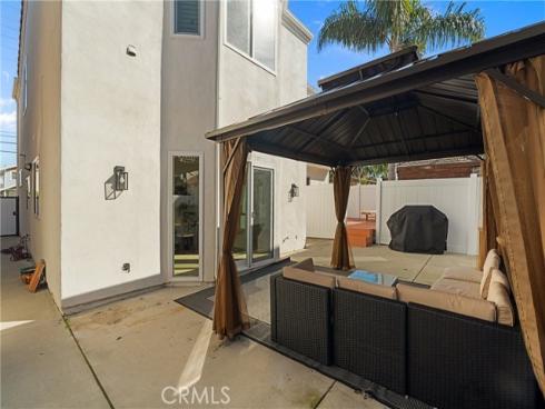 218  Indianapolis  , Huntington Beach, CA