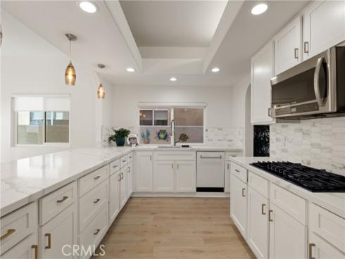 218  Indianapolis  , Huntington Beach, CA