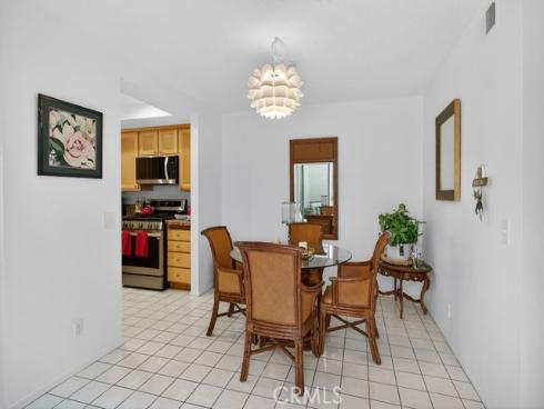 8816  Yuba  1108B  Circle, Huntington Beach, CA