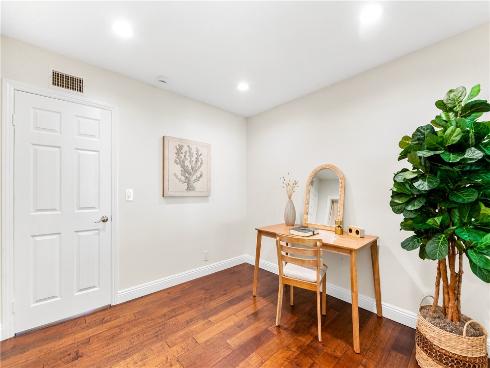 5631  Nevada  , Huntington Beach, CA